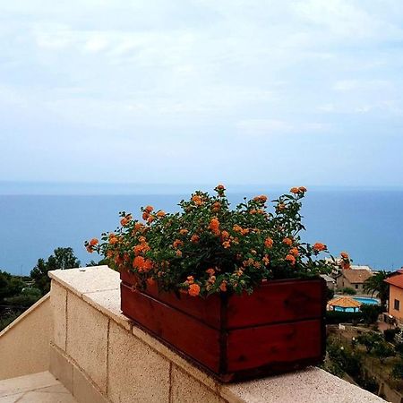B&B Terrazze Chiaramontane Marina di Palma Luaran gambar