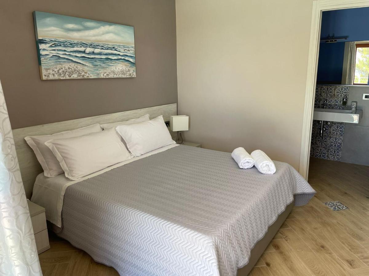 B&B Terrazze Chiaramontane Marina di Palma Luaran gambar