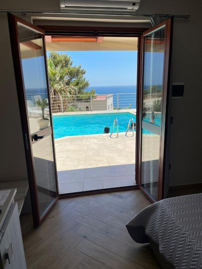 B&B Terrazze Chiaramontane Marina di Palma Luaran gambar