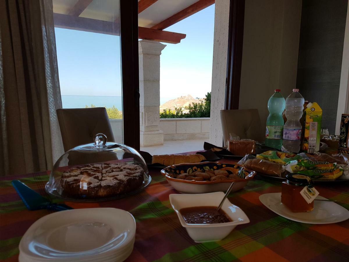 B&B Terrazze Chiaramontane Marina di Palma Luaran gambar