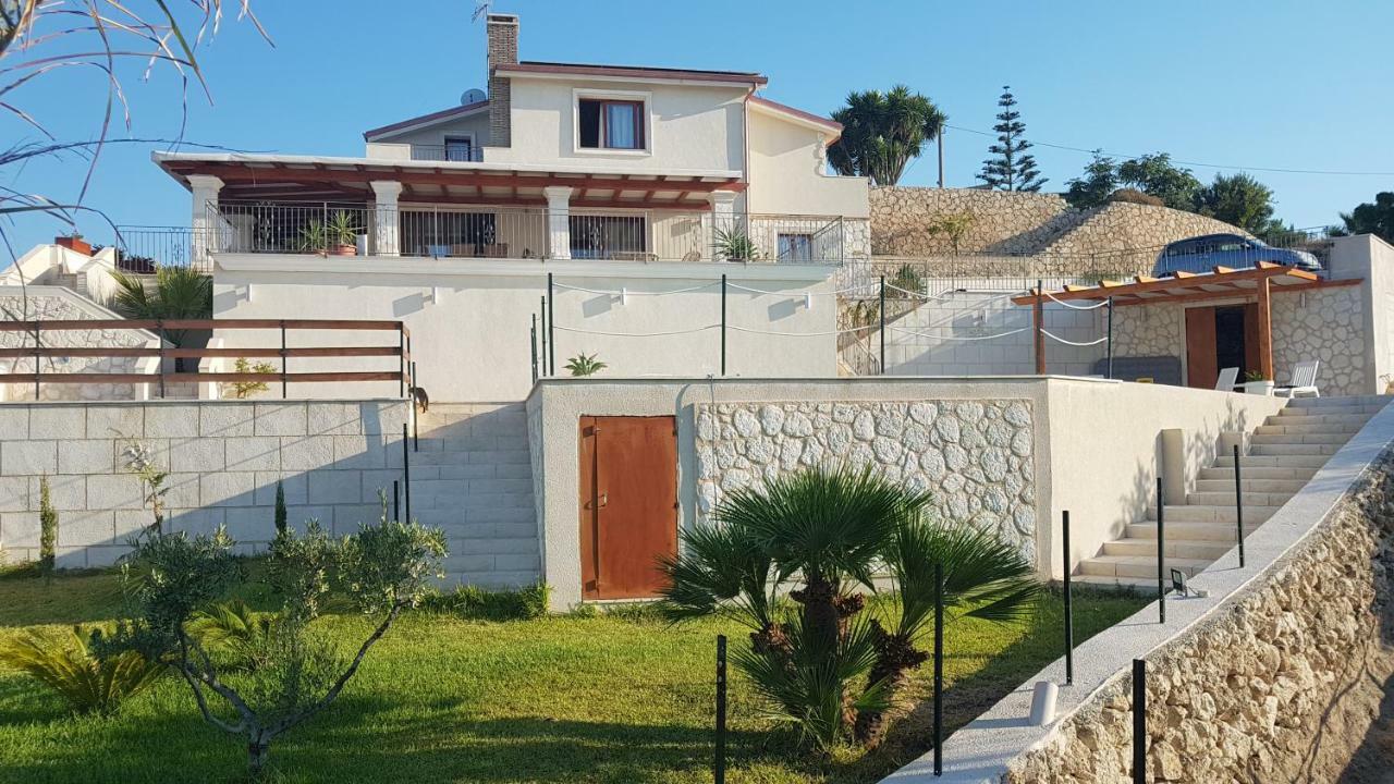 B&B Terrazze Chiaramontane Marina di Palma Luaran gambar