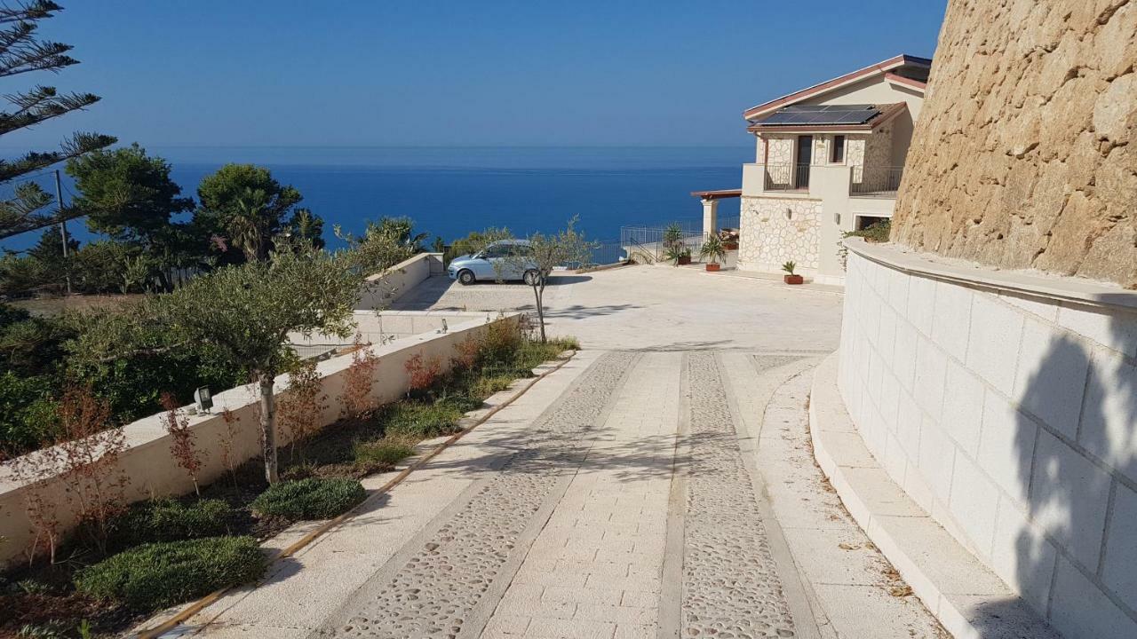 B&B Terrazze Chiaramontane Marina di Palma Luaran gambar