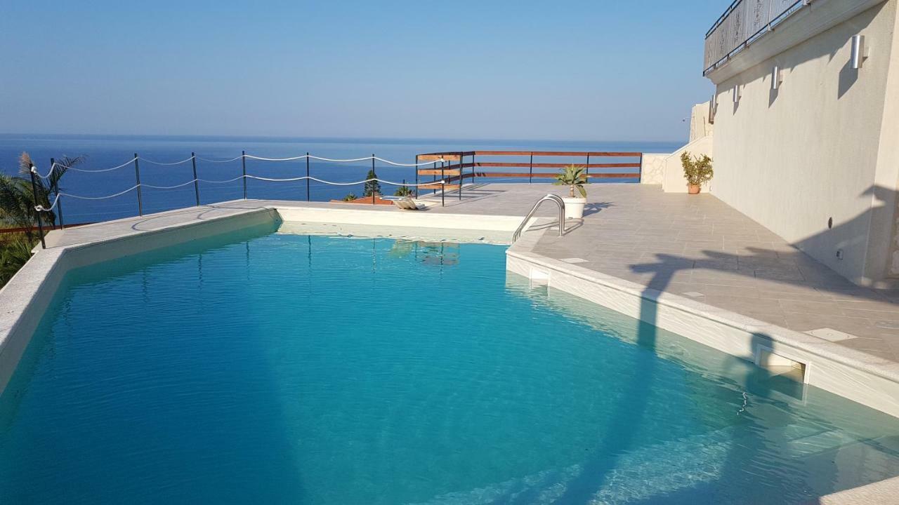 B&B Terrazze Chiaramontane Marina di Palma Luaran gambar