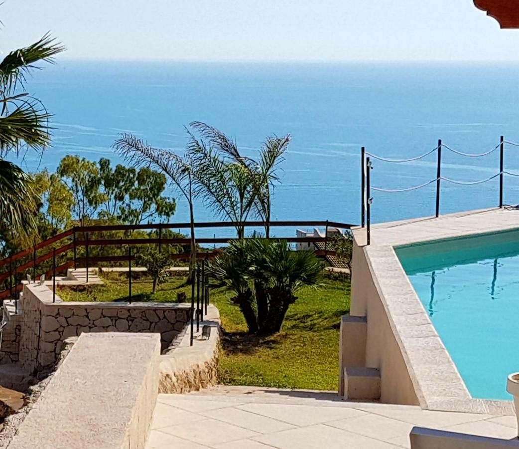 B&B Terrazze Chiaramontane Marina di Palma Luaran gambar