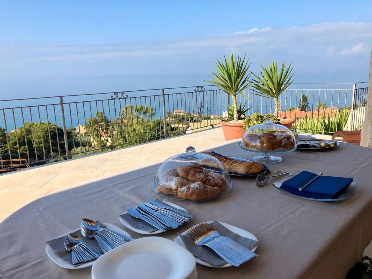 B&B Terrazze Chiaramontane Marina di Palma Luaran gambar